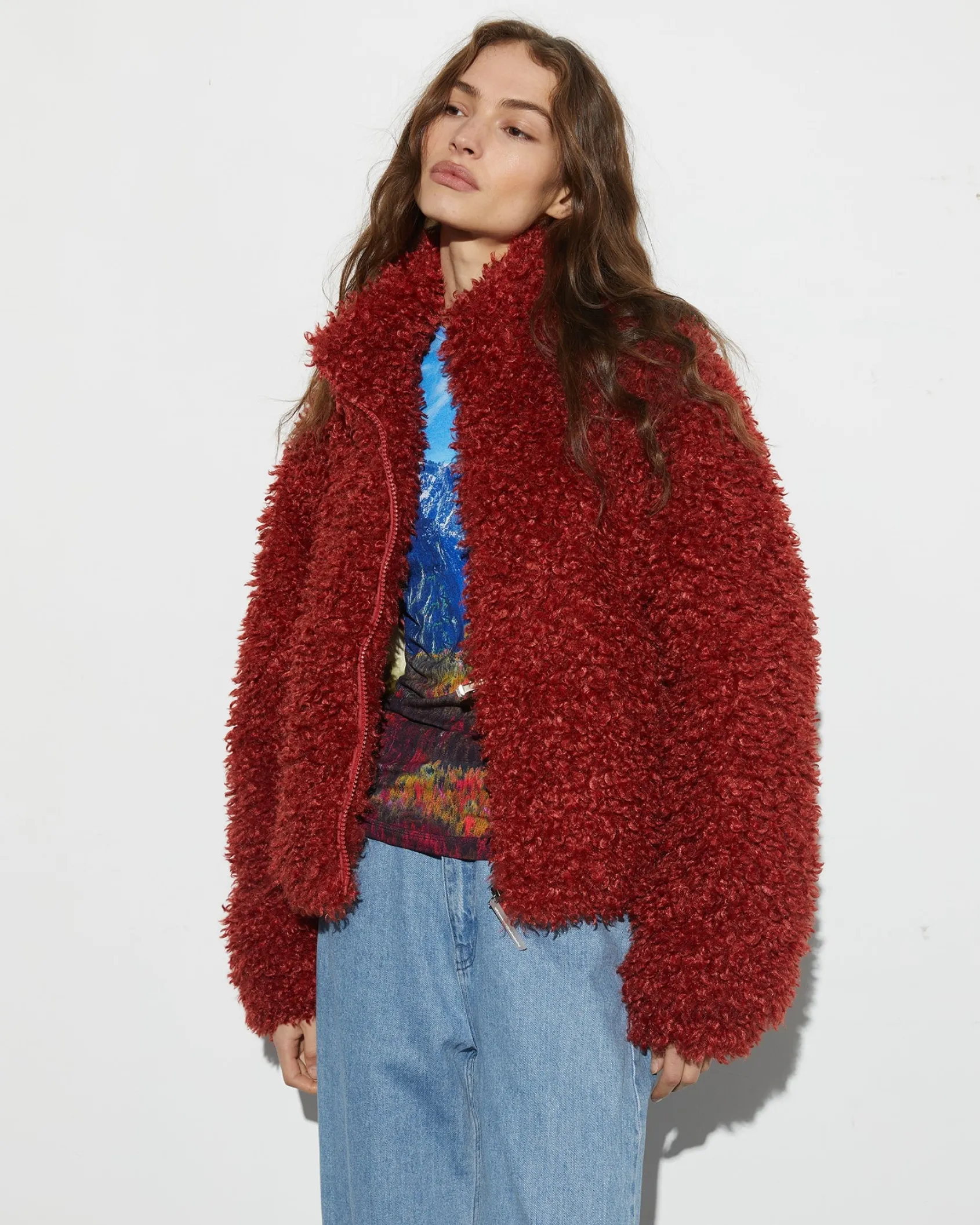 milana_cropped_fluffy_puf_2.webp Shop STIEGLITZ Milana Cropped Fluffy Puffer | Brown