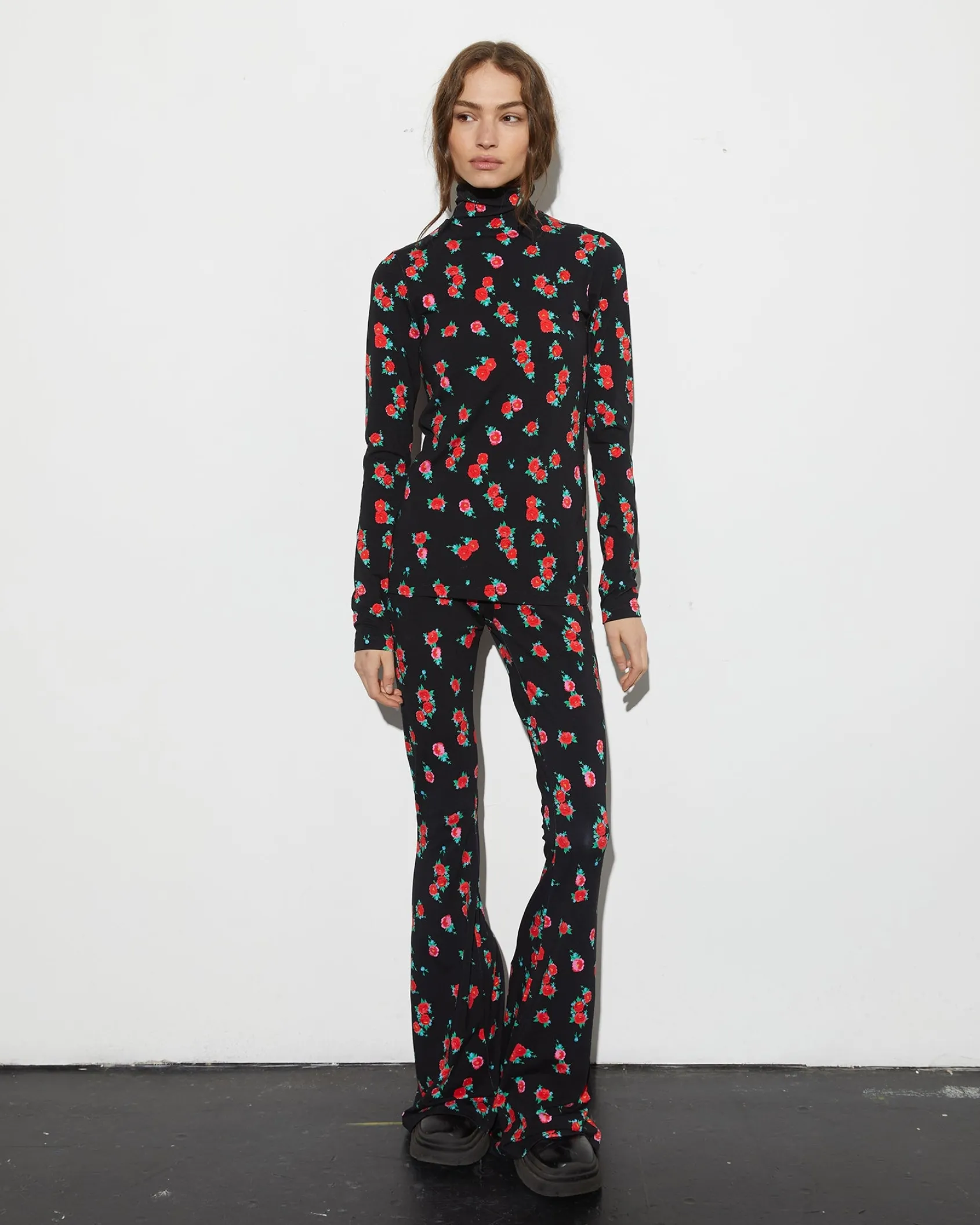 violetta_flared_leggings__0.webp Outlet STIEGLITZ Violetta Flared Leggings | Black